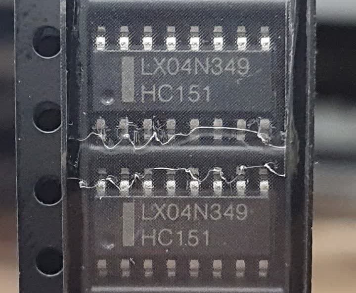74HC151D – SMD