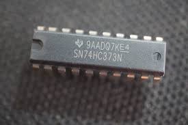 74HC373 – DIP