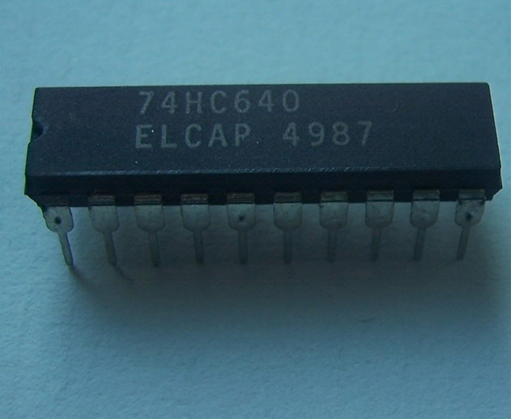 74HC640 – DIP