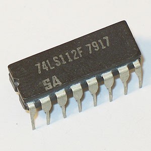 74LS112 – DIP