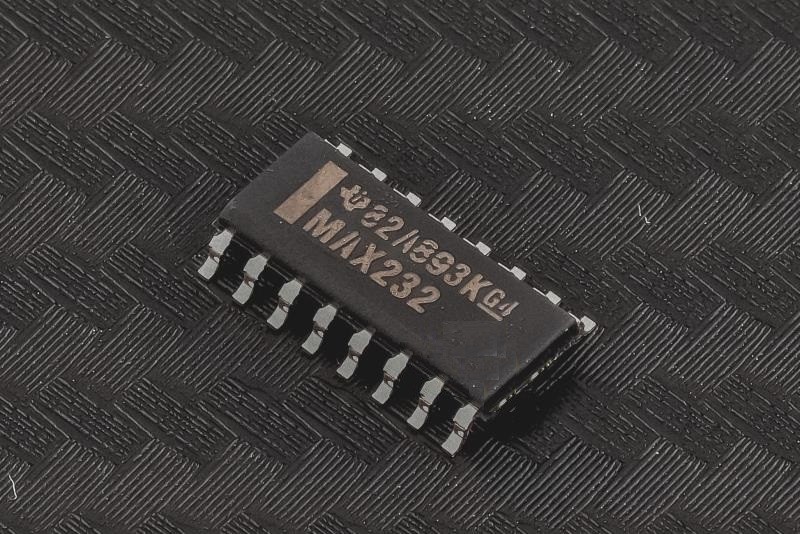 MAX232DR – SMD اصلی