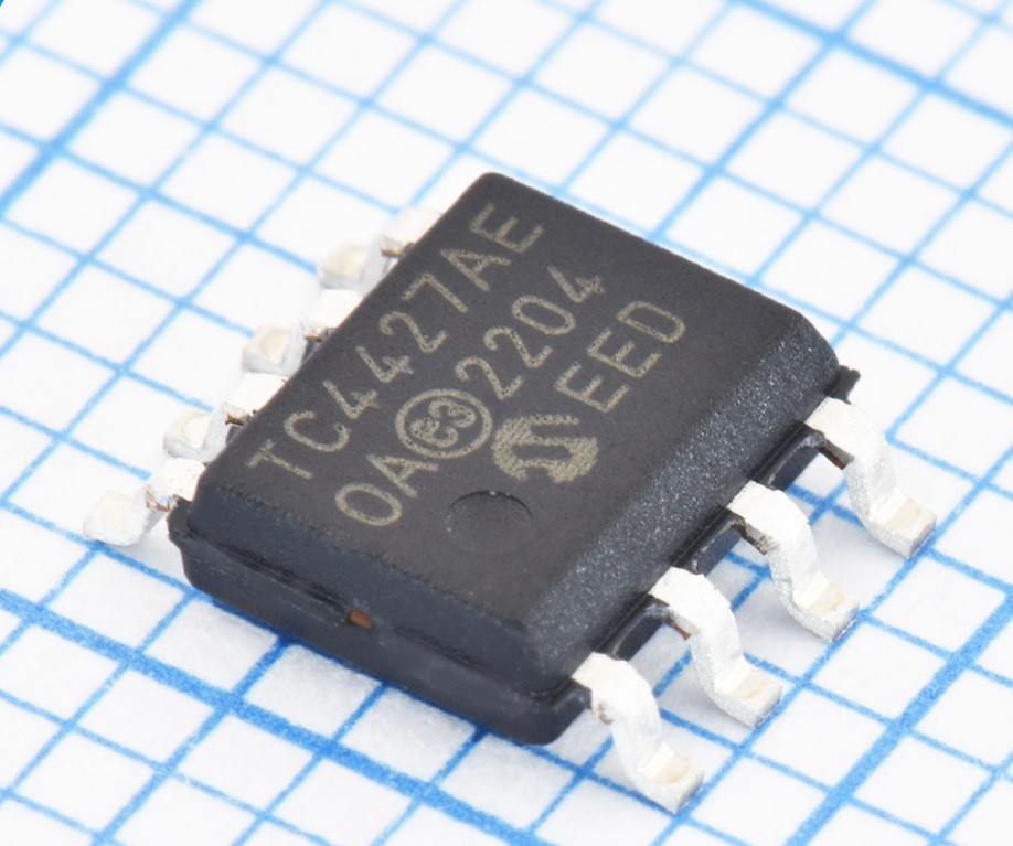TC4427AEOA- SMD اصلی